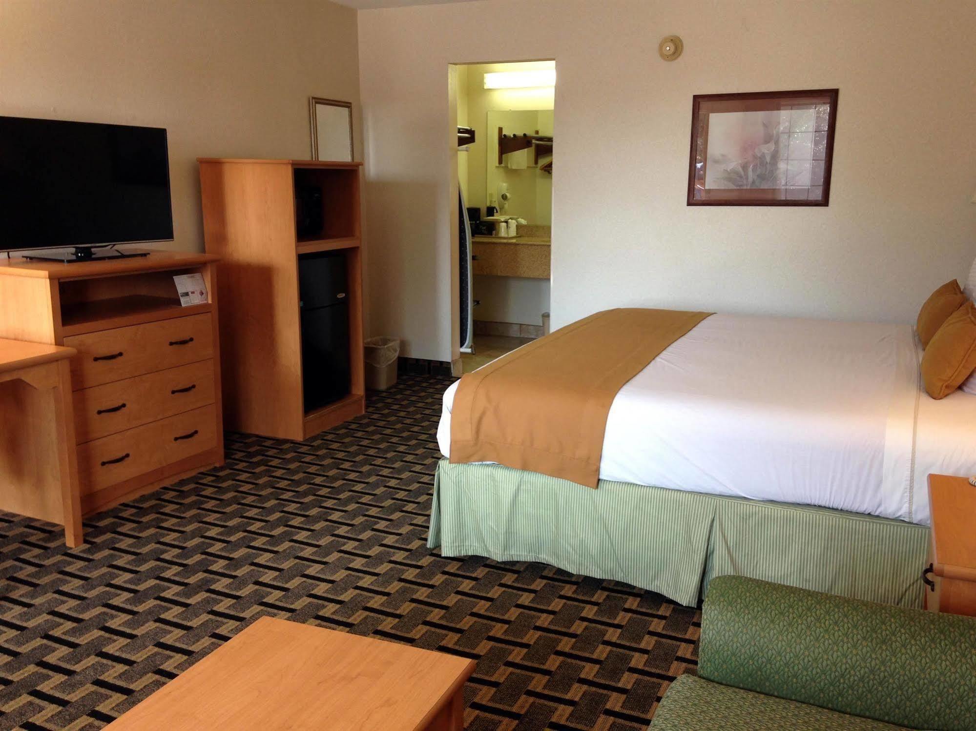 Americas Best Value Inn And Suites Desoto Dış mekan fotoğraf